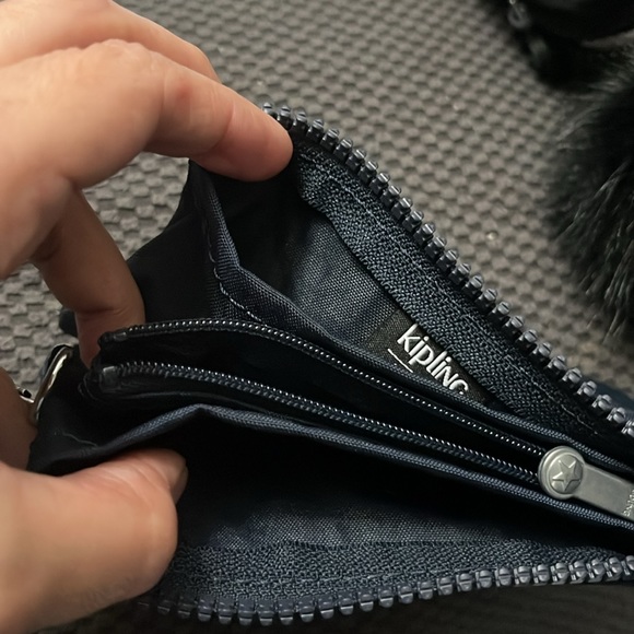 Kipling - Picture 2 of 2